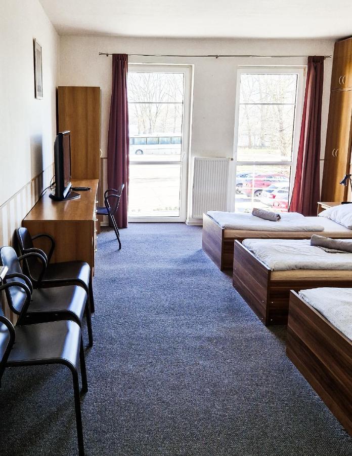 Hotel Ned Hockey Nymburk Buitenkant foto